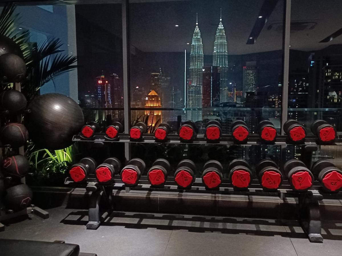 Cl 95b Modern Infinity Pool Klcc View Apartment Kuala Lumpur