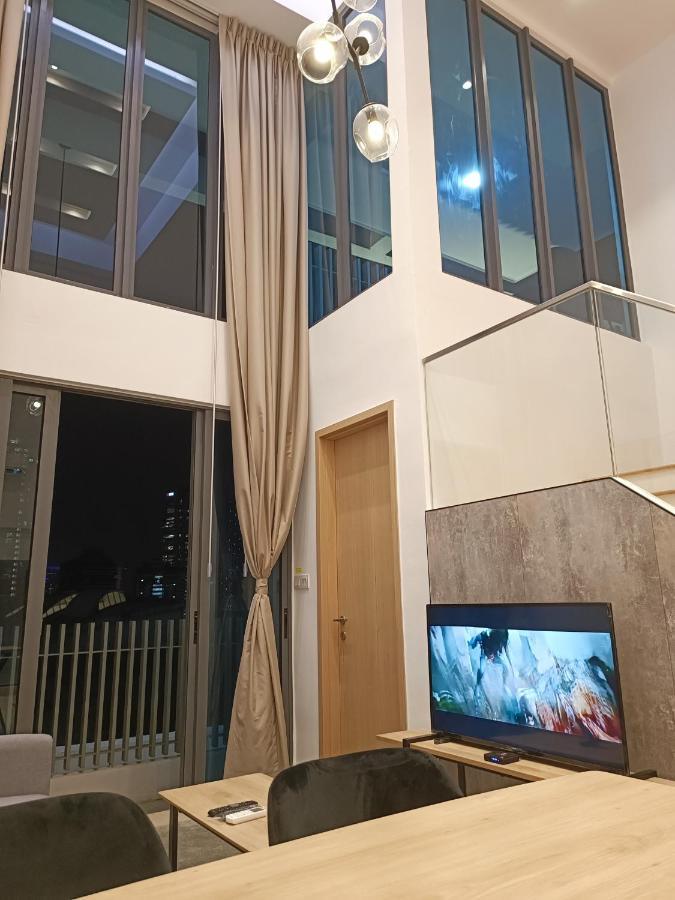 Cl 95b Modern Infinity Pool Klcc View Apartment *